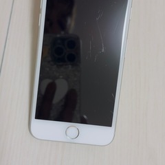 iPhone（ジャンク品）の画像