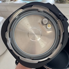 電気圧力鍋の画像