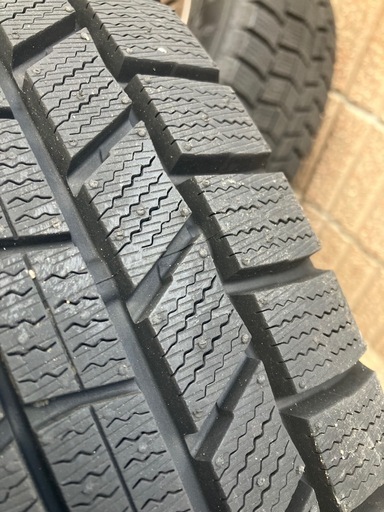 ステップワゴン 195/65R15 スタッドレスタイヤ　ホイール付き　　チェーンも付けます