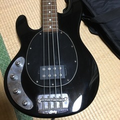 sterling by music man RAY34 左利き用　ベースの画像