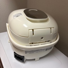 炊飯器の画像