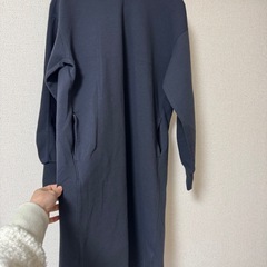 snidelスナイデルフォックスウール100%ニットワンピ、GUロングカーディガン、UNIQLOパーカーワンピの画像