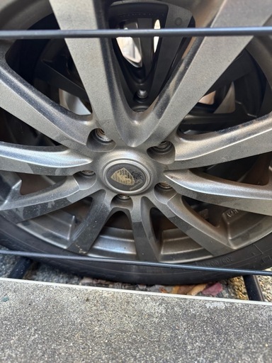 車　タイヤ　アルミホイール　205/60R16  スタッドレスタイヤ　MANARAY　SPORT　ワンボックスなど