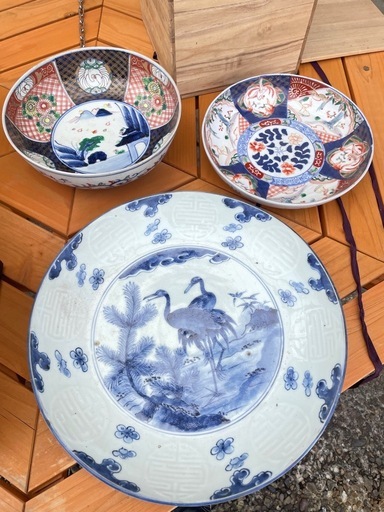 骨董　陶器類、掛軸など不用品などありましたら、買い取りさせていただきます。物によります。
