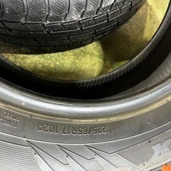 トーヨータイヤ スタッドレス 225/65r17 4本 溝アリ! 21年製 最終値下げ!の画像