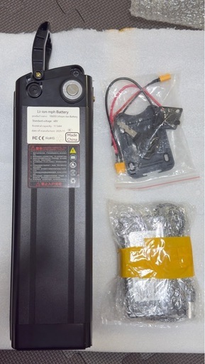 未使用の48Vリチウムバッテリー（17Ah／17000mAh）です。