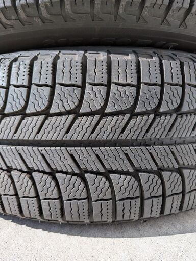 ホイール付スタッドレスタイヤ