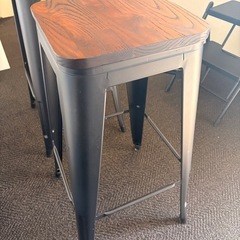 バーカウンター　スツールの画像