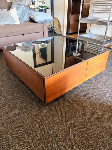 ブラウン木製センターテーブル引き出し付き