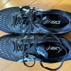 アシックス　ノヴァブラスト　ランニングシューズの画像