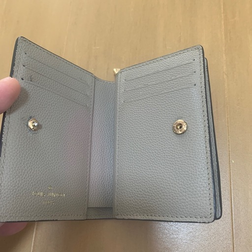 LOUIS VUITTON ルイヴィトン 二つ折り財布 ポルトフォイユ・クレア ベージュ アウトレット