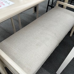 ニトリ 4人掛けダイニングセットの画像