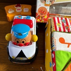 アンパンマン  やわらかつみき　パトカー　おまけの画像