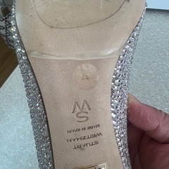 STUART WEITZMAN/スワロフスキーコラボパンプスの画像