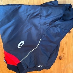 asics バスケ用 メンズVネックジャンバーの画像