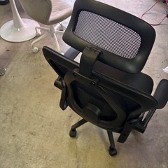 ¥0/オフィスチェア/椅子/ブラック/メッシュ/の画像