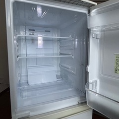 SHARP 冷蔵庫の画像