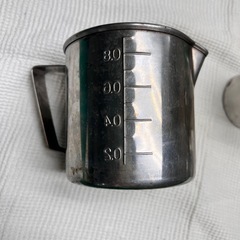 卓上調味料入れ　1リットル計量カップの画像