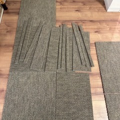 防音カーペットタイル50x50cm 82枚+8枚小さめの画像