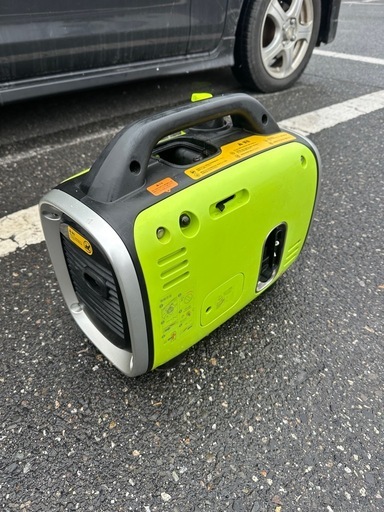 GS950i小型発電機 上のカバー、説明書あります