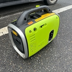 GS950i小型発電機 上のカバー、説明書ありますの画像