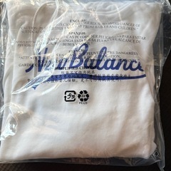 ニューバランス　パーカーの画像