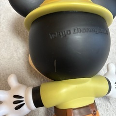 ミッキーの置物（ディズニーランド内ジャングルカーニバルの景品）の画像