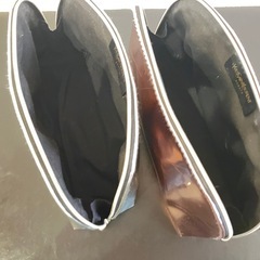 【豪華セット】YSLメタリックポーチ2点＋トリーバーチ＆シャネル紙袋✨の画像