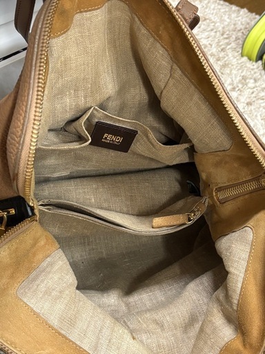 FENDI レザーショルダーバッグ ベージュ グレー