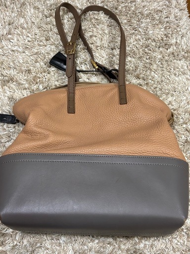 FENDI レザーショルダーバッグ ベージュ グレー