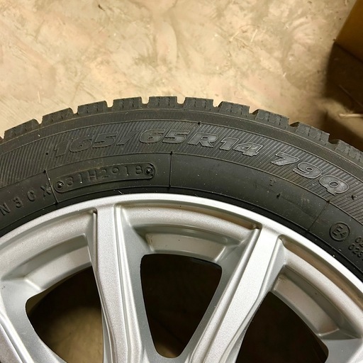 【美品】 トーヨータイヤ スタッドレス165/65R14