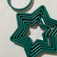 手作りチョコとクリスマスツリークッキーの画像