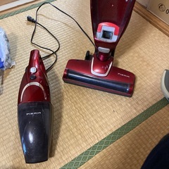 スティッククリーナー　2015年製　PIERIAの画像