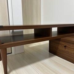 テレビボードの画像