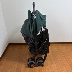 Aprica ラクーナクッションACベビーカー アスレチックグリーンの画像