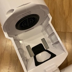 アイリスオーヤマ 布団クリーナー IC-FAC4｜フィルター22枚付き｜動作確認済み の画像