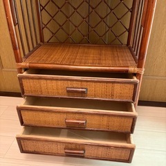 籐？の棚の画像