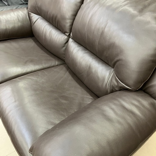 中古品　IDC 本革製2人掛けソファー　ダークブラウン　公田店
