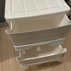 3段引き出しの画像