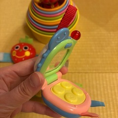 0歳から　人気知育玩具 詰め合わせ　アンパンマン　積み重ねカップ　ミキハウス　携帯電話　サシー　音が鳴るおもちゃの画像