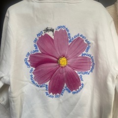【希少】STUSSY ストューシー　白パーカーの画像