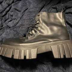 厚底ブーツの画像