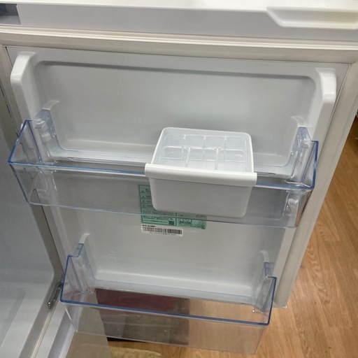 ☆ドリーム荒牧店☆ジモティー割引有☆【クリーニング済み】ハイセンス/2ドア冷蔵庫/HR-G13C-W/135L/2023年製