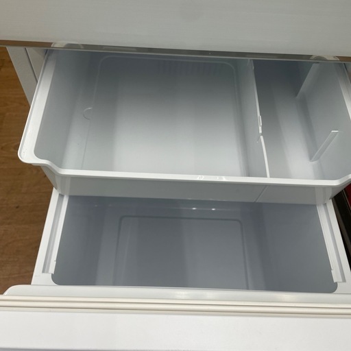 ☆ドリーム荒牧店☆ジモティー割引有☆【クリーニング済み】ハイセンス/2ドア冷蔵庫/HR-G13C-W/135L/2023年製
