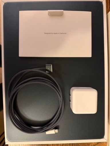 MacBook Air M2 13インチ 512GB ミッドナイト