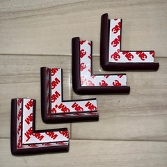 【お譲り先決定しました】コーナーガードクッション  強力両面テープ付きの画像