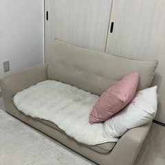 ニトリのコンパクトソファの画像