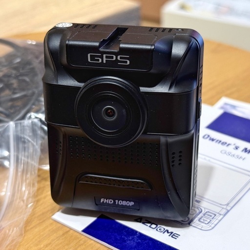 【予約済】ドライブレコーダー 前後カメラ一体型 GS65H