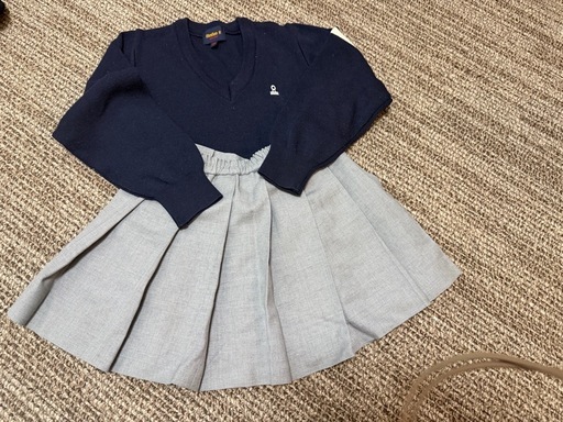 明泉幼稚園制服　女の子