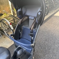 Panasonic　Gyuttoクルーム前後combiチャイルドシート付
　三人乗りの画像